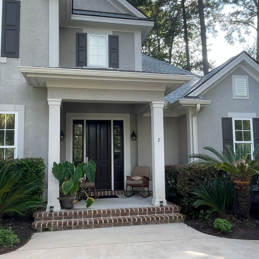 With over 20 years of experience, we’ve built a reputation as Thunderbolt’s most trusted gutter experts.